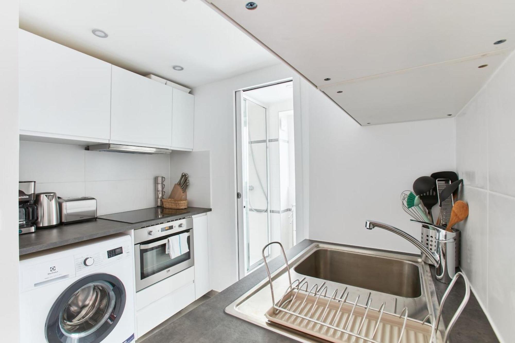 Montmartre & Sacre-Coeur Basilica - 1Br - Cityapartmentstay Paris Ngoại thất bức ảnh